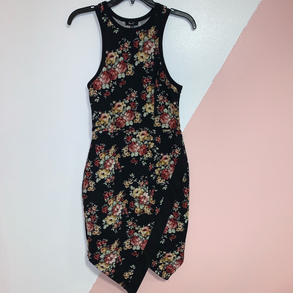 flower black dress🤍